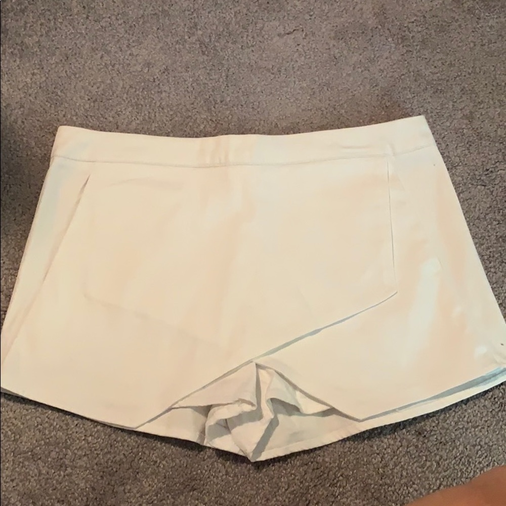 white envelope shorts